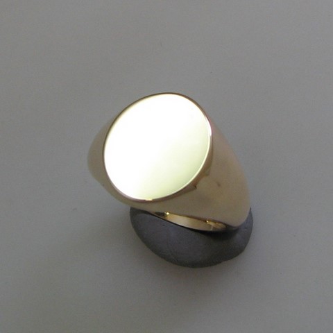 yellow gold plain 9ct signet ring